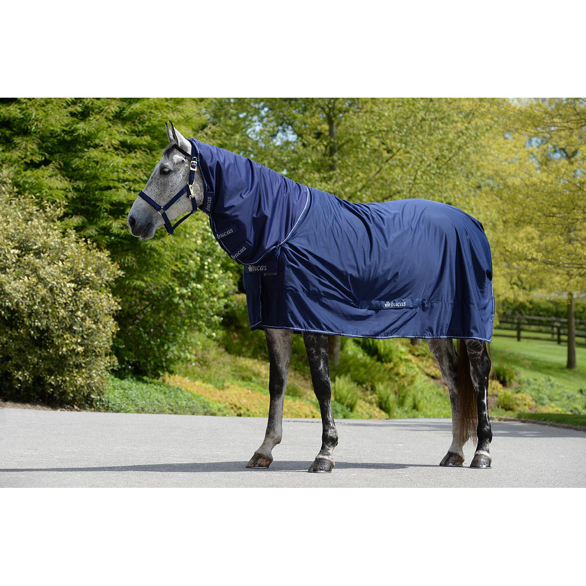 Deken Bucas Shamrock Power Full Neck, 185 CMin donkerblauw/zilver