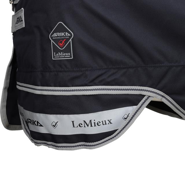 Deken LeMieux Arika Featherweight Turnout 0gr Donkerblauw