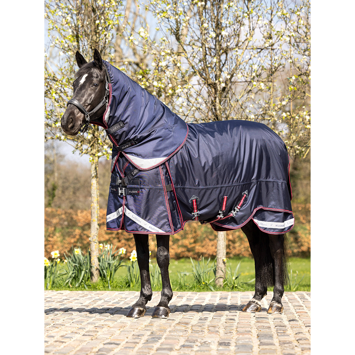 Deken Lemieux Kudos Thermo Pro Turnout 100gr Donkerblauw, 120/168 CM in donkerblauw