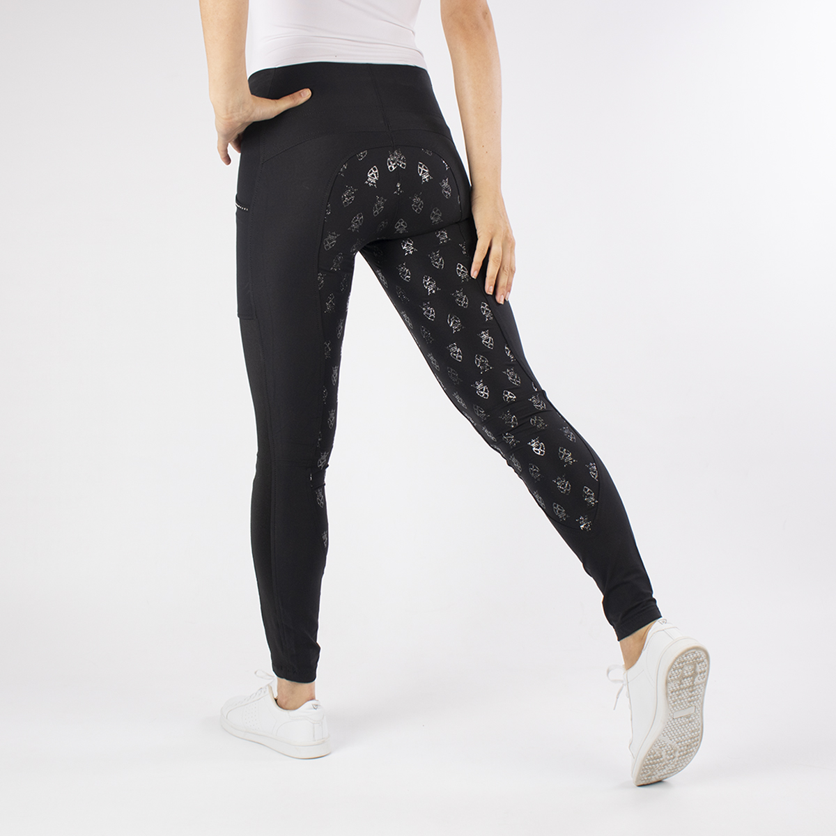 Rijlegging Horze Leah Full Grip Zwart, 44 in zwart