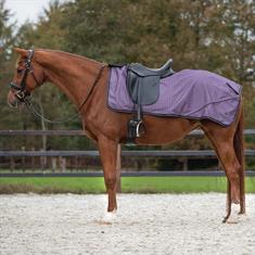 Uitrijdeken QHP Turnout Collection Fleece Paars