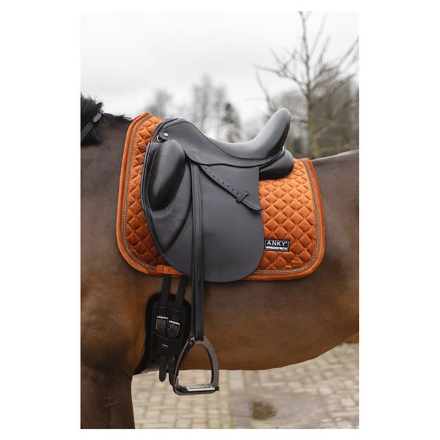 Zadeldek ANKY Velvet Stones Middenoranje