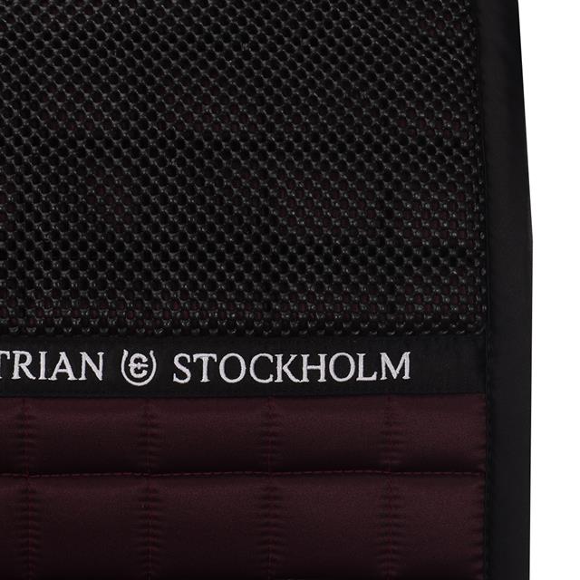 Zadeldek Equestrian Stockholm Sportive Black Raven Paars