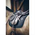 Zadeldek Kentucky Pearls Springen Zwart