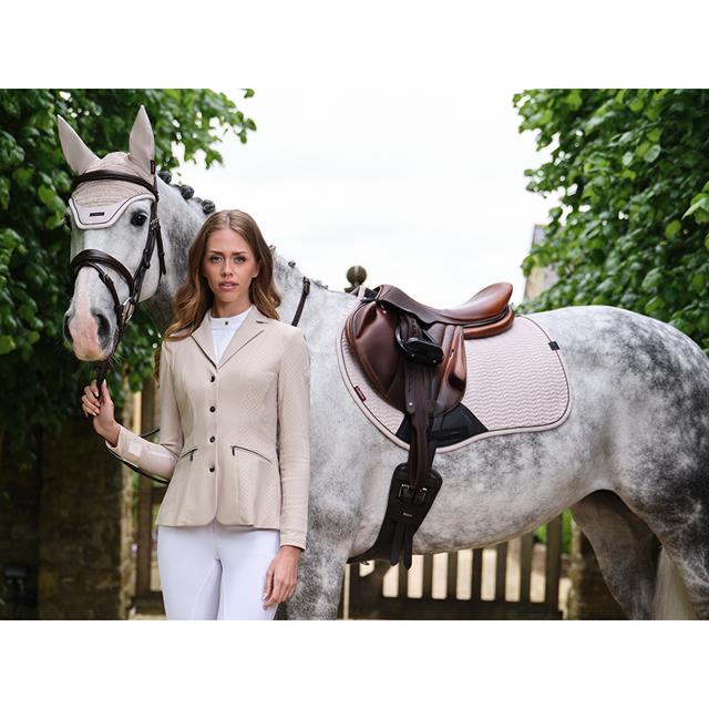Zadeldek LeMieux Essence Jump Square Beige